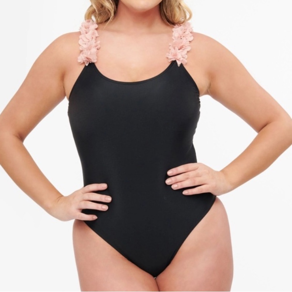 🟠NWT DAVI & DANI One Piece Swimsuit with Floral Straps in Black/Peach